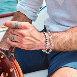 Corsario Men’s Hammered Sterling Silver and Obsidian Bracelet Andes Luxe Corsario Men's Hammered Sterling Silver and Obsidian Bracelet