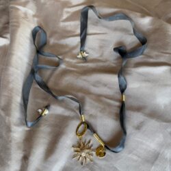 Gray Silk Sun and Palm Choker