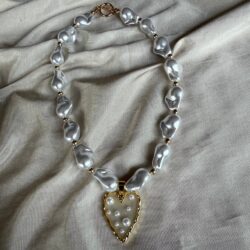 Irregular Pearl Gold Heart Necklace