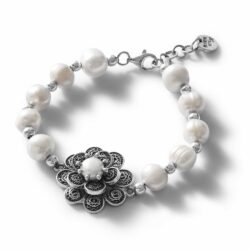 Peonía Sterling Silver and Pearl Flower Bracelet
