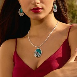 Qosqo Sterling Silver and Chrysocolla Necklace